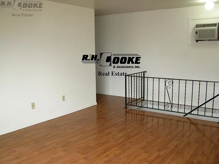 623 E Gordon Ave — Photo 5