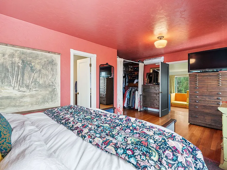 2615 Myrtle Ave — Photo 29