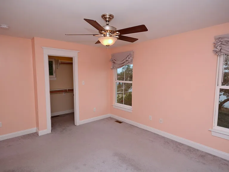 4116 Pretty Lake Ave — Photo 67