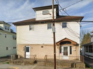 502 Oak St APT 3, Old Forge, PA 18518