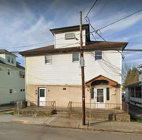 502 Oak St #3 Photo 1