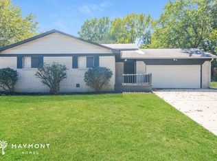 921 Fry Rd, Greenwood, IN 46142