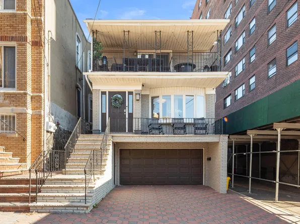 10 65th St, West New York, NJ 07093