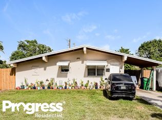 3260 NW 43rd Ave, Lauderdale Lakes, FL 33319