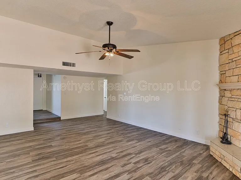 4419 W Shaw Butte Dr — Photo 8