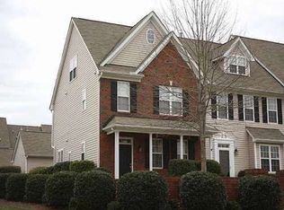 2740 Garden Knoll Ln, Raleigh, NC 27614