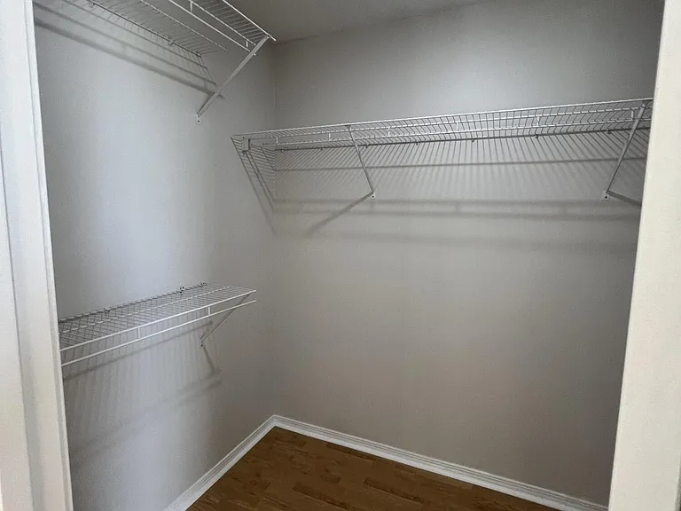 11029 Windsor Hill Dr — Photo 11