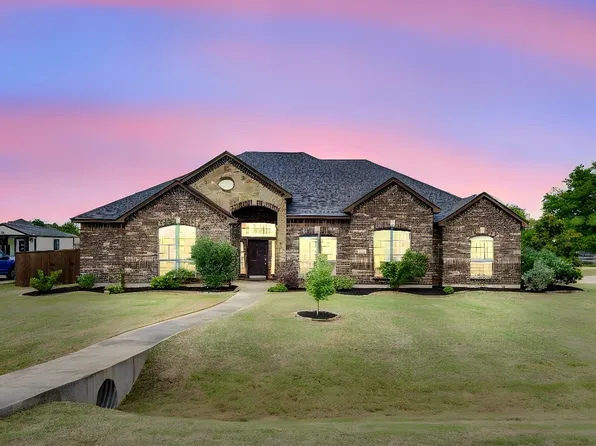 100 Windsor Cir, Waxahachie, TX 75165