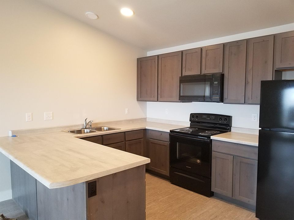 1st image of 776 Professional Dr APT 3D