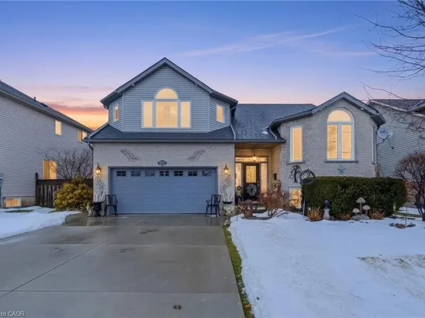 6295 Townline Rd, West Lincoln, ON L0R 2A0