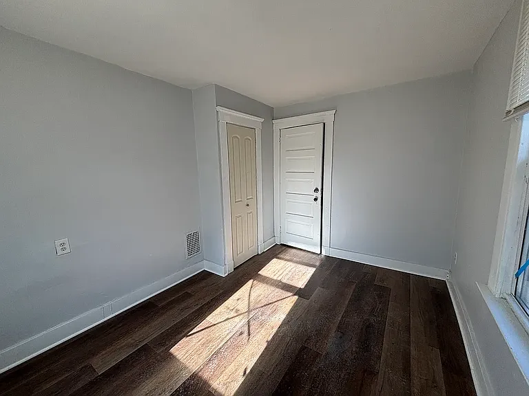 90 Pond St — Photo 6