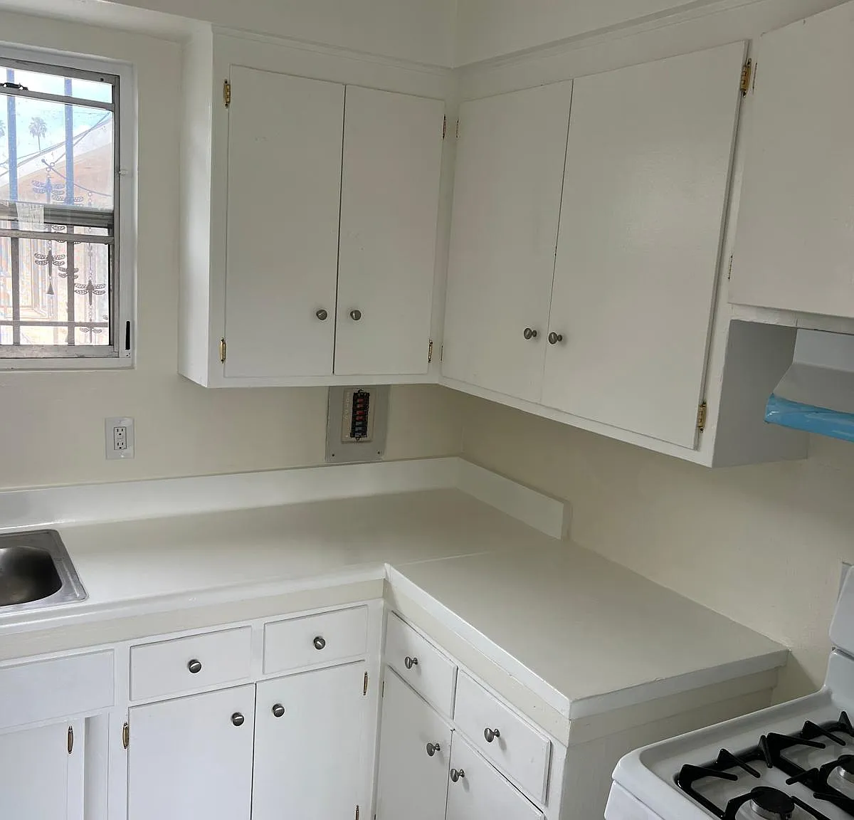 1 bed, 650 sqft, $1,750 — Photo 3