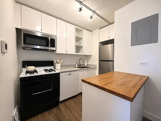 Kitchen, photo 3