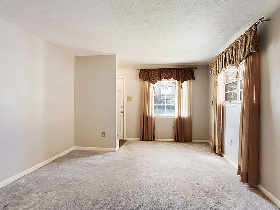 5th image of 621 Nursery Ave