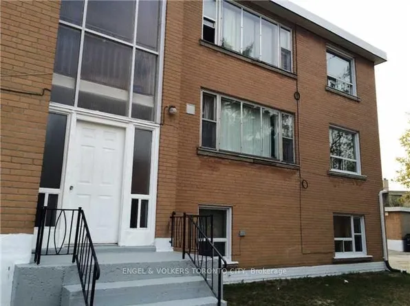 45 Leduc Dr N #1C, Toronto, ON M9W 2A8