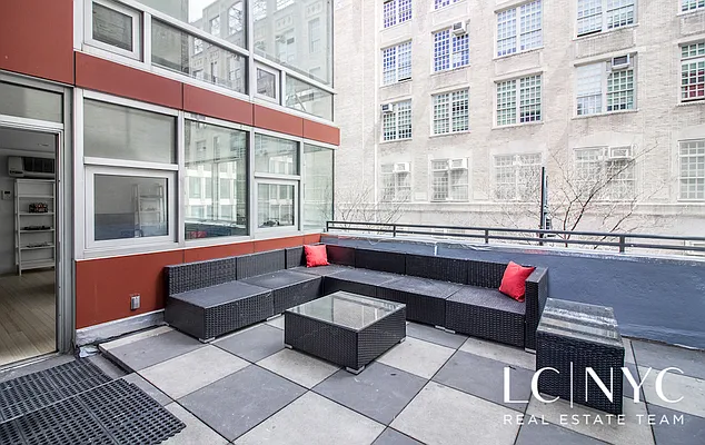 Rented by Keller Williams NYC | media 11