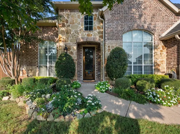 1701 Almond Dr, Mansfield, TX 76063