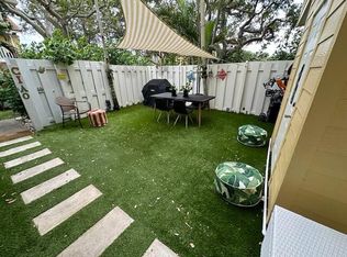 226 Seabreeze Cir, Jupiter, FL 33477