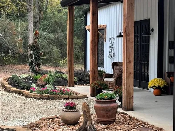 1200 Maris Ln, Franklin, TX 77856