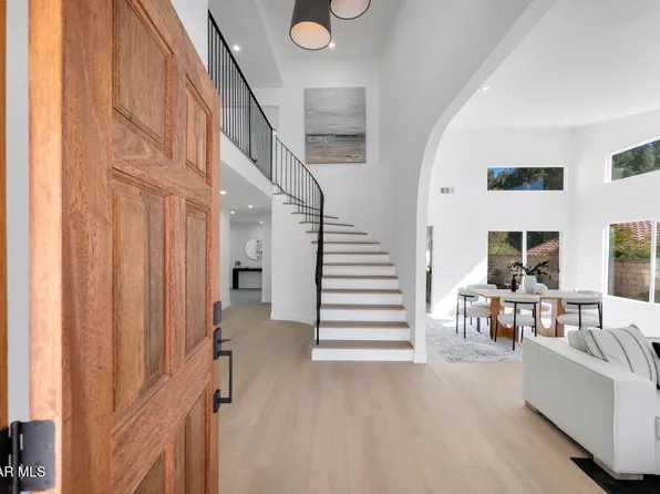 2512 Kensington Ave, Thousand Oaks, CA 91362