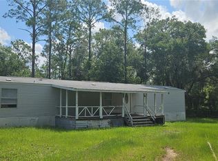 706 David Ave, Interlachen, FL 32148