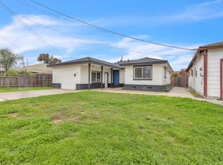 830 Flower St, Turlock, CA 95380