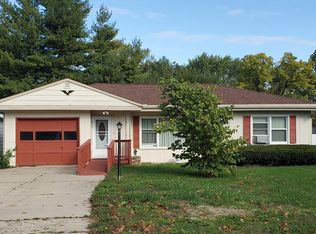 1017 Charles St, Rock Falls, IL 61071