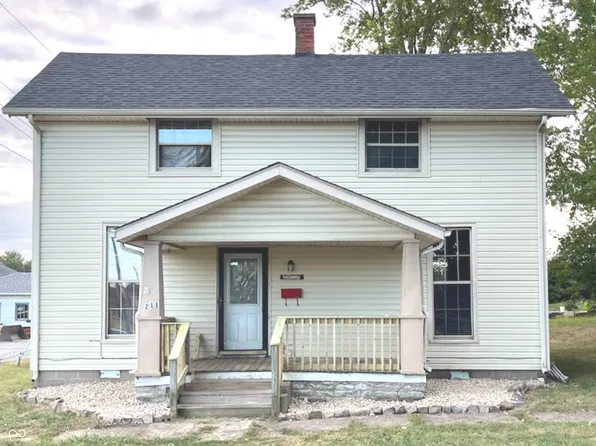 211 N Jackson St, Rushville, IN 46173