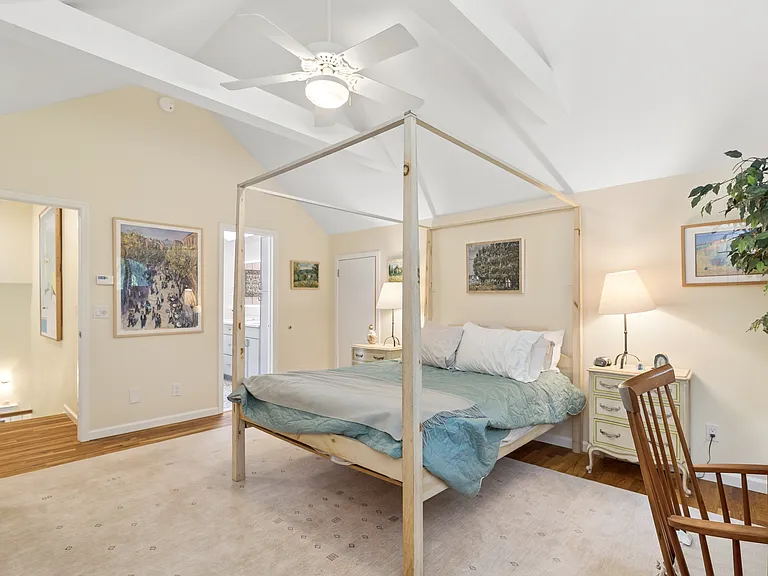 53 Woodruff Ln — Photo 16
