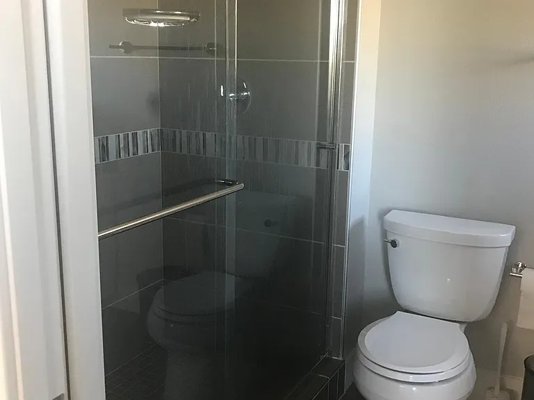 2765 Del Rio Pl #B — Photo 20