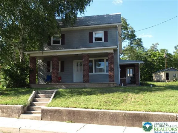 93 Lafayette Ave, Palmerton, PA 18071