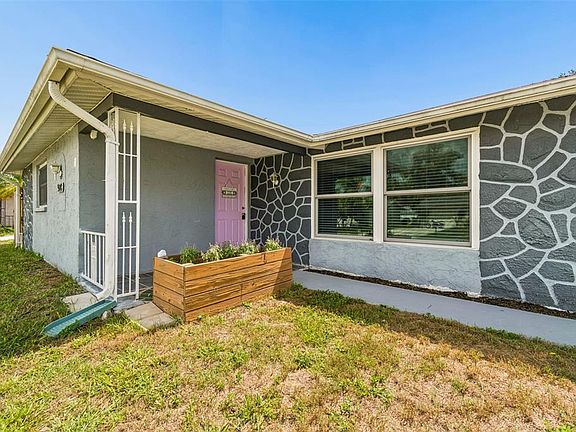 3rd image of 9140 COCHISE LANE