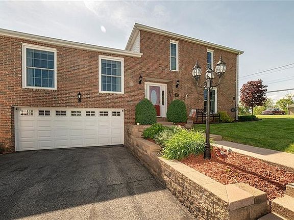 4th image of 2270 Thomas Dr