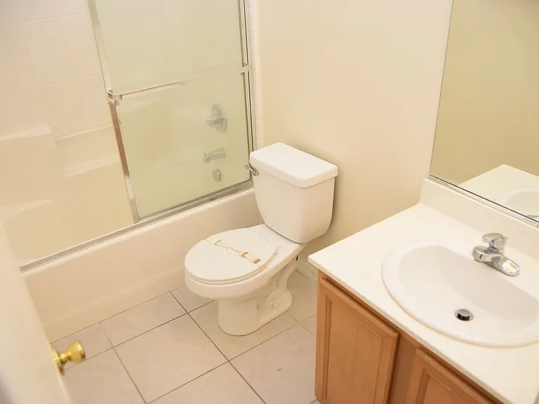 3847 Peachgate Ave — Photo 18