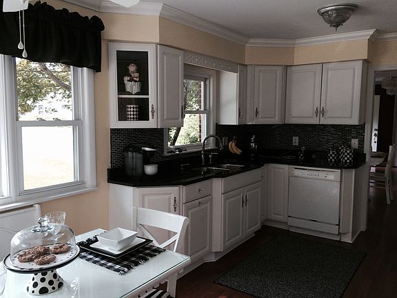 2nd image of 355 19th Avenue Ct