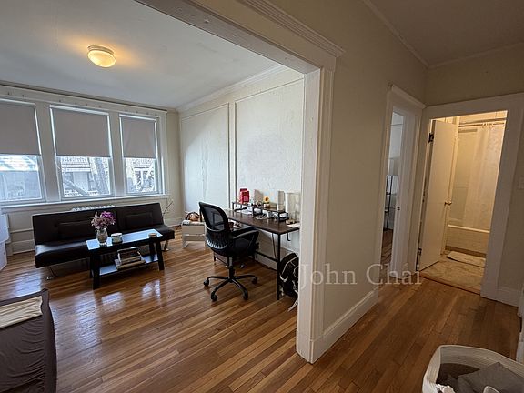 5th image of 4 Vinal St APT 14