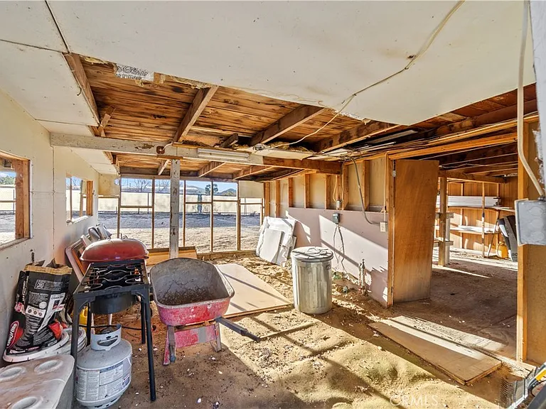 64654 Sun Mesa Rd — Photo 25
