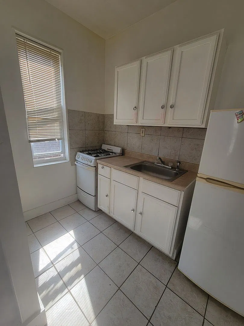7208 Torresdale Ave — Photo 2