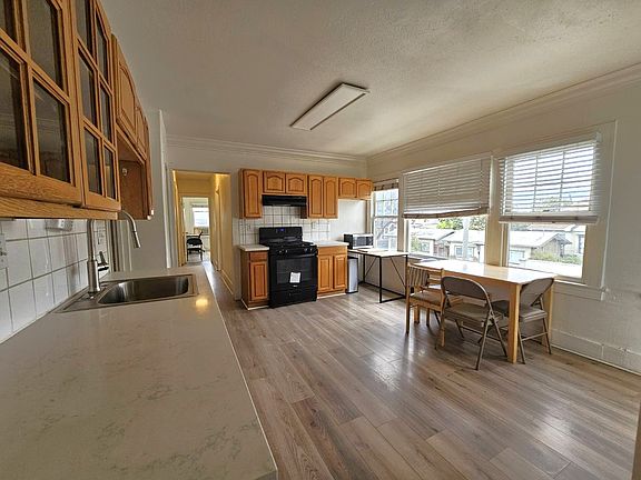 3rd image of 2310 Ellendale Pl #1388-1/2