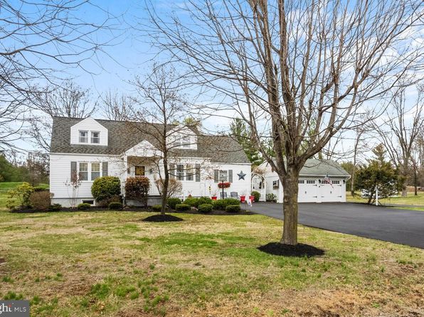 524 Scott Rd, Perkasie, PA 18944