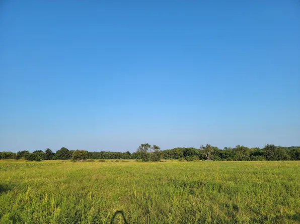 000 Farm Road 1180, Aurora, MO 65605