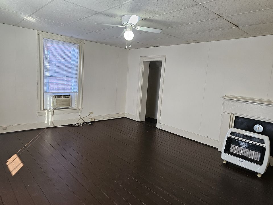 606 6 living room_12012025