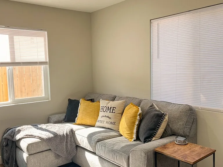 3410 Chamoune Ave — Photo 2
