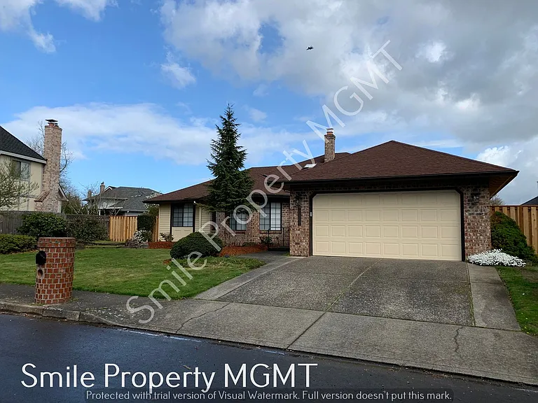 16801 NE San Rafael Dr — Photo 1