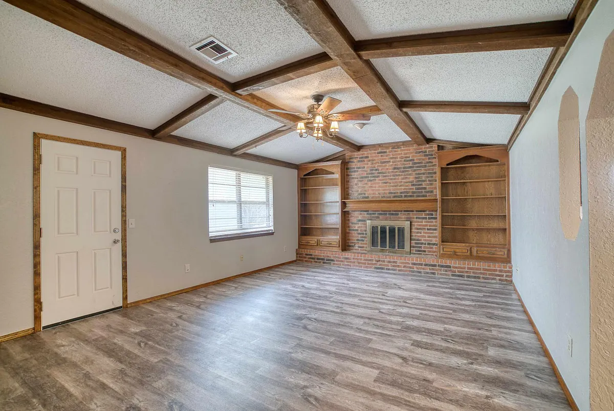 Building Photo - 700 Wood Hollow Ln