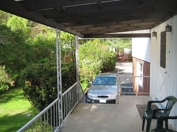 Porch to driveway