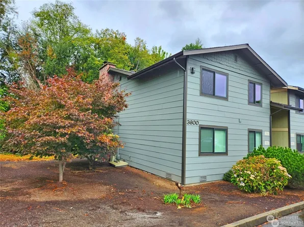 3600 Narrows View Lane #201, Bremerton, WA 98310