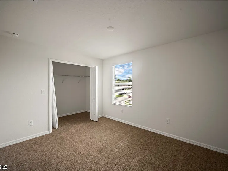 4234 Bluegrass Dr — Photo 15