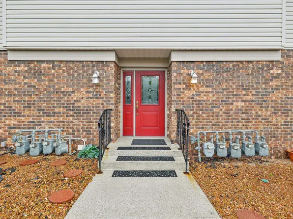 111 S Summit St APT A4, El Dorado, KS 67042
