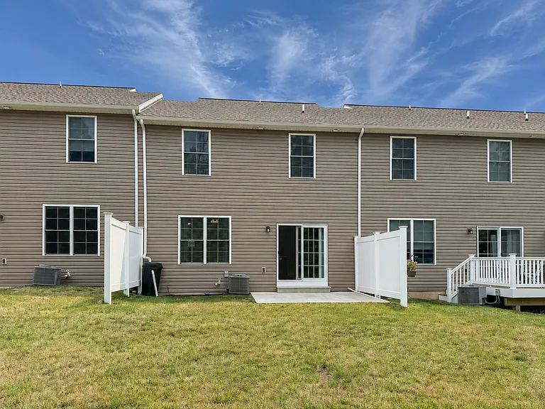 207 Sage Blvd — Photo 31